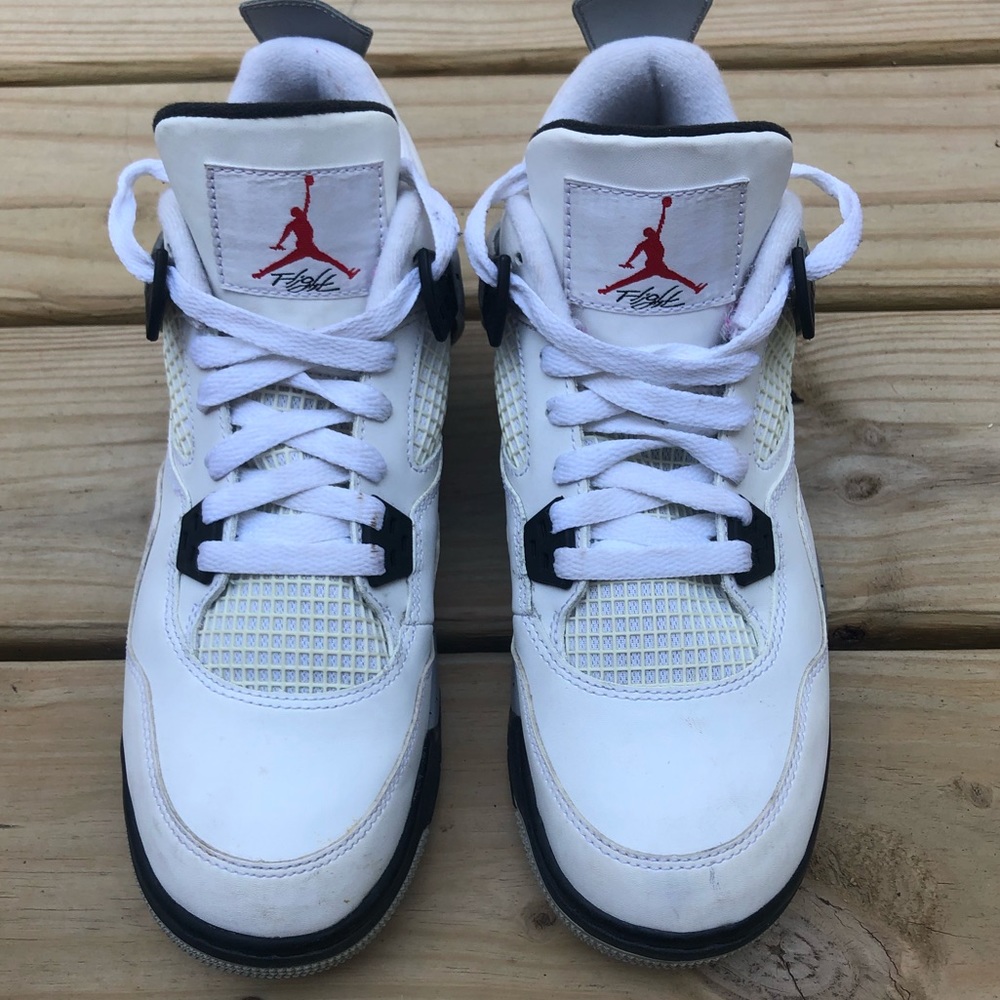 Air Jordan 4 Retro Cement White